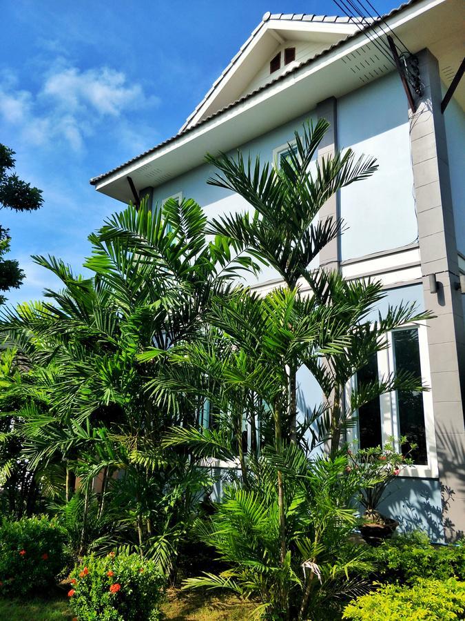 Blue House Sukhothai Hotel Exterior photo